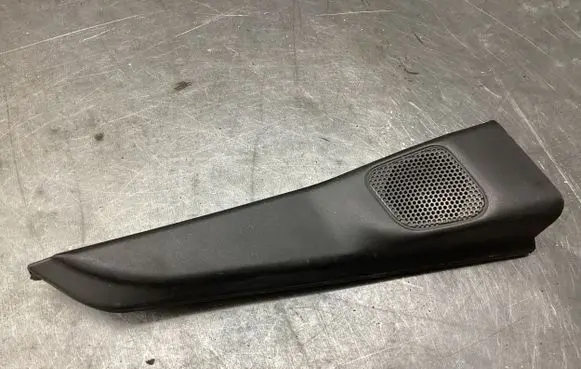 Mitsubishi Grandis Front door high frequency speaker MN151790