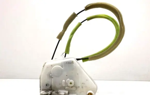 Mazda CX-5 Front door lock