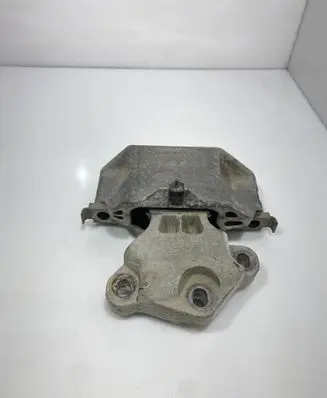 Volkswagen Crafter Gearbox mounting bracket 326F48C 349378C04