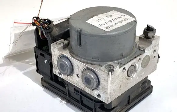 Ford Focus ABS Pump F1FC2C405AG