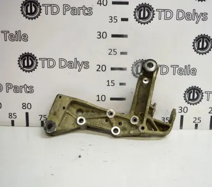 Volkswagen Touran I Engine mounting bracket 1K0199295E