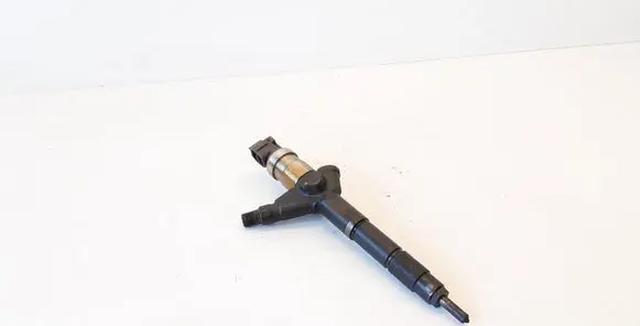 Nissan Primera Fuel injector 16600AU600