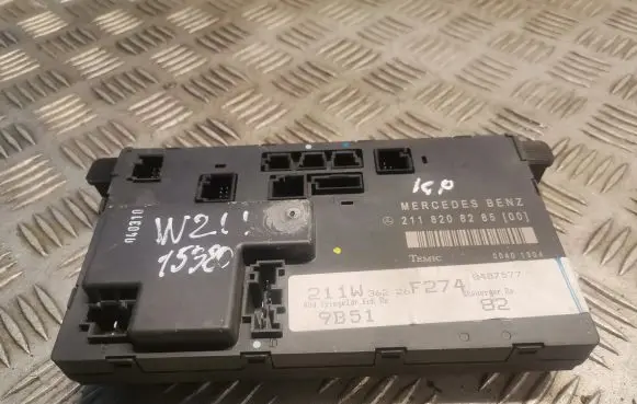 Mercedes-Benz E W211 Door control unit/module 2118208285