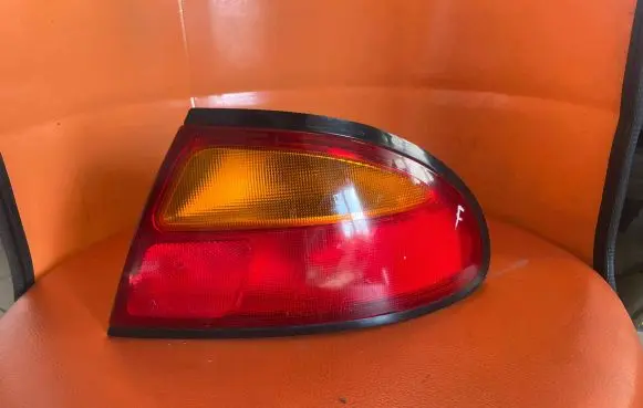 Mazda 323 Rear/tail lights 0431439