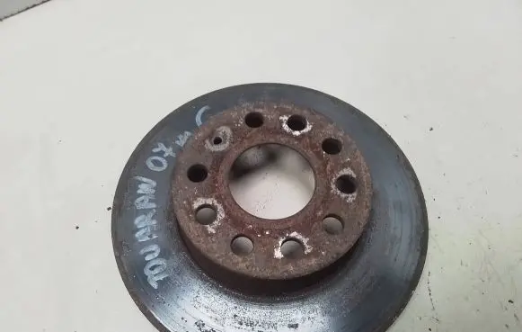 Volkswagen Touran I Rear brake disc
