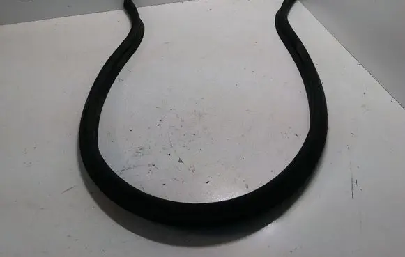 Volkswagen Golf Plus Engine compartment rubber 5M0823723A