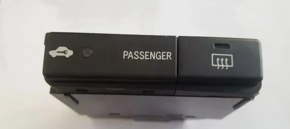 Toyota Avensis T250 Windscreen/window heater switch 8479005110 84790-05110