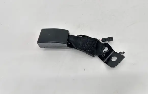 BMW 1 F20 F21 Rear seatbelt buckle 7266352