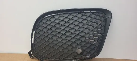 Mercedes-Benz GLC X253 C253 Front bumper lower grill A2928855422