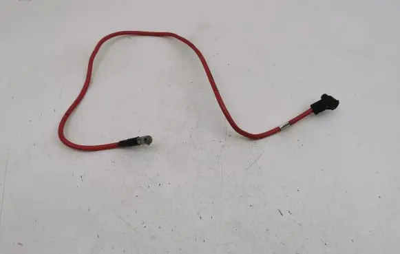Mercedes-Benz E W213 Positive cable (battery) T915103