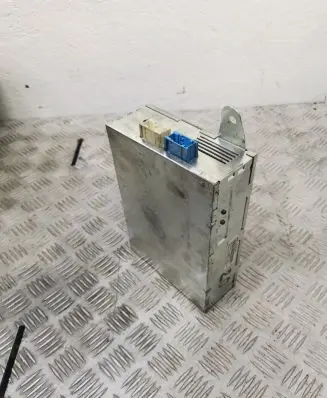 BMW 3 E46 Video control module 6906923 037138051 018560