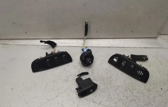 Citroen C3 Pluriel A set of switches 96405773XT 96491713XT 96401469XT