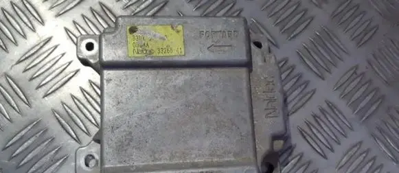 Mazda 323 Airbag control unit/module B30E57K30