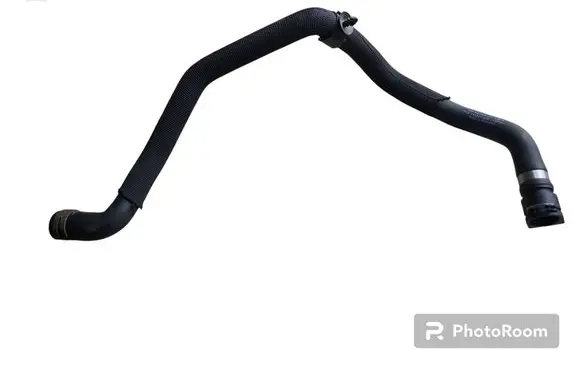 Volkswagen PASSAT B8 Engine coolant pipe/hose 3Q0121108A