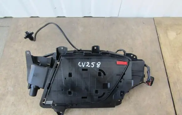 Hyundai Kona I Electric car charge socket cover 