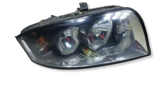 Audi A2 Headlight/headlamp 8Z0941004KASACJA 8Z0941004