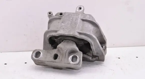 Skoda Octavia Mk2 (1Z) Engine mount bracket 1K0199262CF