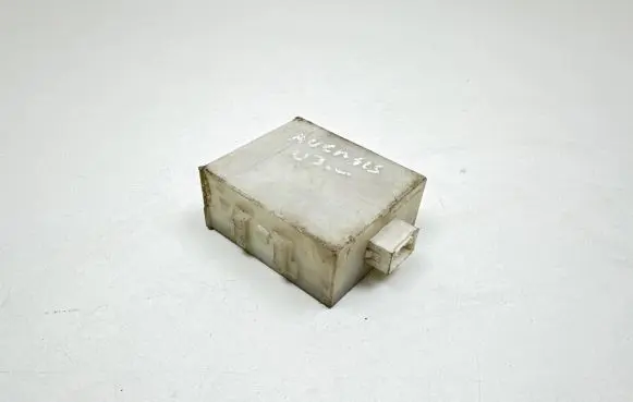 Toyota Avensis T250 Door central lock control unit/module 8974105050 C1403 092169
