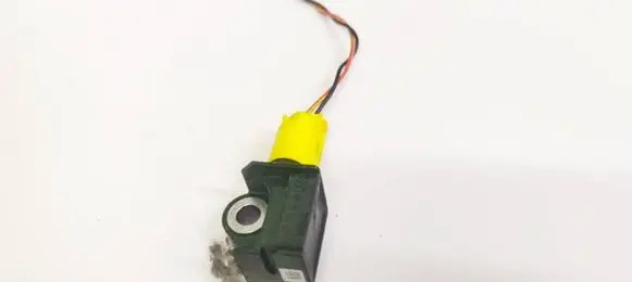 Mercedes-Benz E W212 Airbag deployment crash/impact sensor A1729056000 5WK44192