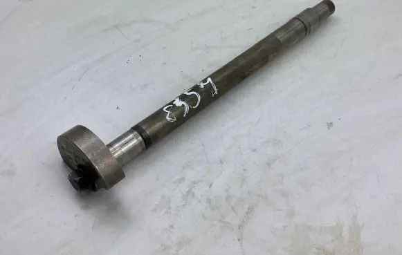 Audi A4 S4 B9 Balance shaft 06M103332J