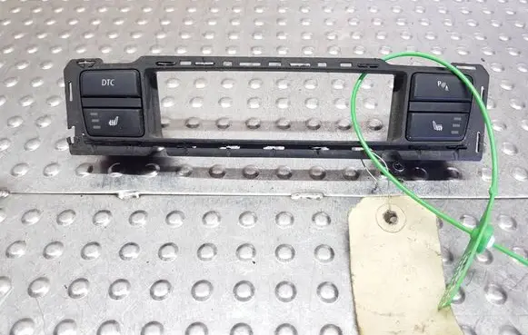BMW 5 E60 E61 Seat heating switch S26371316 9140333 9137883