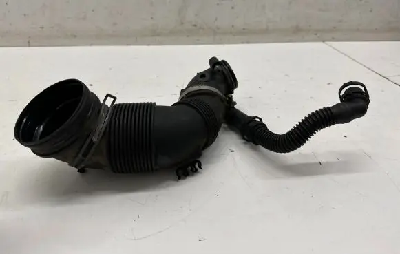 Skoda Octavia Mk3 (5E) Air intake hose/pipe 5Q0129635