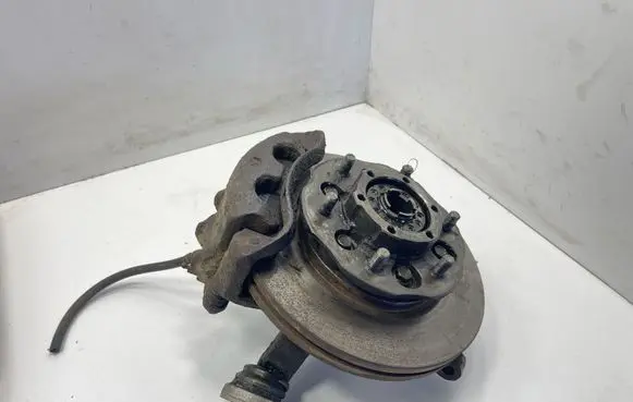 Nissan Terrano Front wheel hub spindle knuckle 