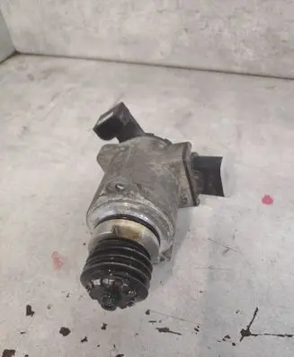 BMW 6 F06 Gran coupe Hydraulic servotronic pressure valve PP1B758277 62364940 9326040301