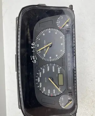 Speedometer (instrument cluster)