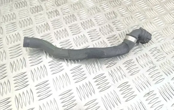 BMW 1 E81 E87 Engine coolant pipe/hose 6928591