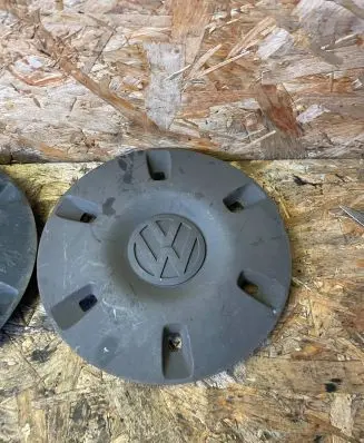 Volkswagen Crafter Original wheel cap 9064010023