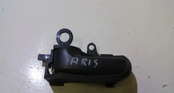 Toyota Yaris Front door interior handle