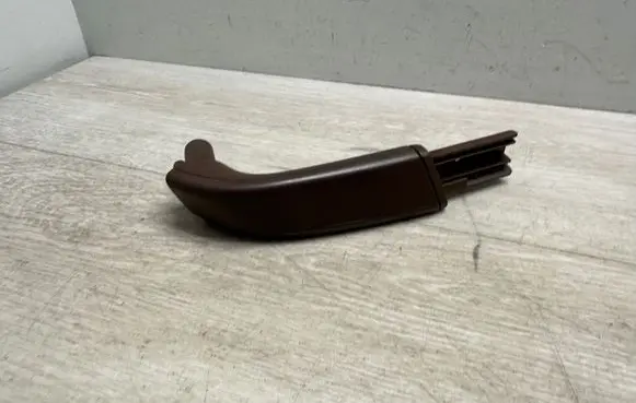 Volkswagen Touareg II Front door interior handle 7P1867179 7P1867013F