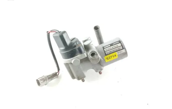 Toyota Prius (XW20) Master brake cylinder 4727047010 312804012167 S2714