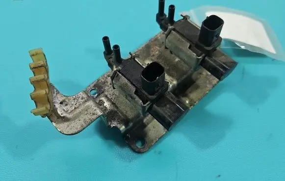Ford Focus Turbo solenoid valve 4M5G-9A500 IMPRK1474283