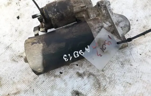 Opel Zafira B Starter motor 32669n