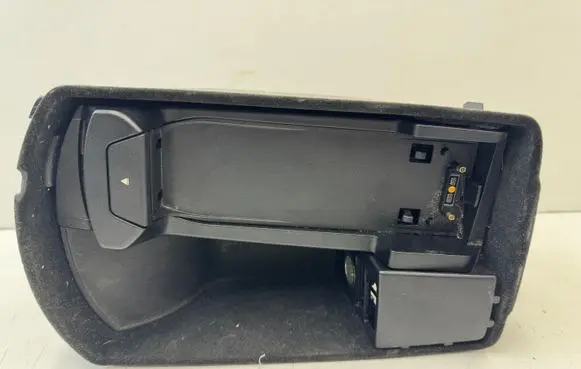 BMW 7 F01 F02 F03 F04 Glove box central console 9157022