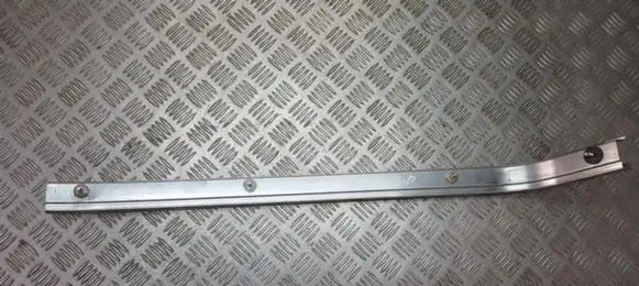 Mazda 5 Sliding door trim 