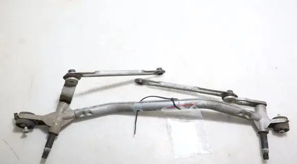 Front wiper linkage