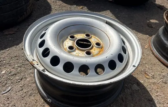 Volkswagen Transporter - Caravelle T5 R16 steel rim 7H0601027D