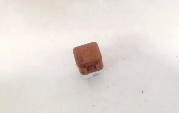 Nissan Primera Other relay 2523079964