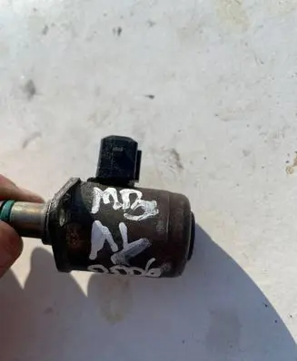 Mercedes-Benz C W205 Hydraulic servotronic pressure valve A00010921002