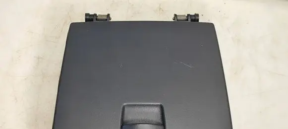 Hyundai Santa Fe Front trunk storage compartment 847452B000 U0455048