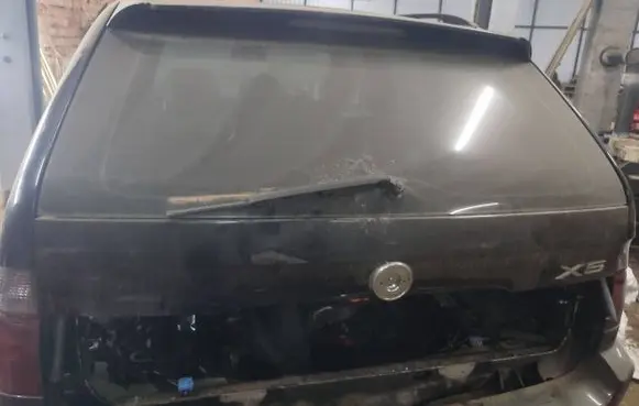 BMW X5 E53 Tailgate/trunk/boot lid
