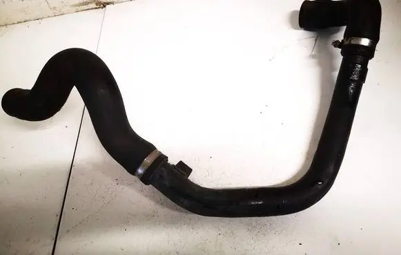 Audi A6 S6 C4 4A Engine coolant pipe/hose 4A0121055