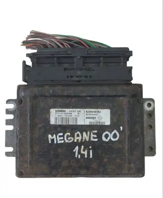 Renault Megane I Engine control unit/module S110130048 8200046162 8200044437