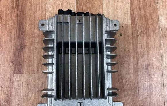Mazda 3 II Sound amplifier BBM266A20
