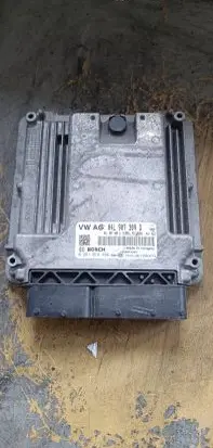 Skoda Octavia Mk3 (5E) Engine control unit/module 04L907309D 0281018498 1039S57281