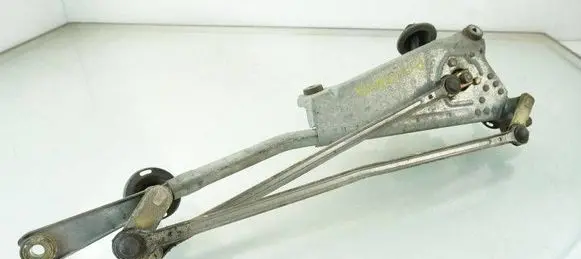 Honda Accord Front wiper linkage 
