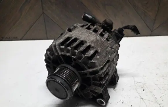 Ford Grand C-MAX Generator/alternator AV6N10300GC 215064813 30659390